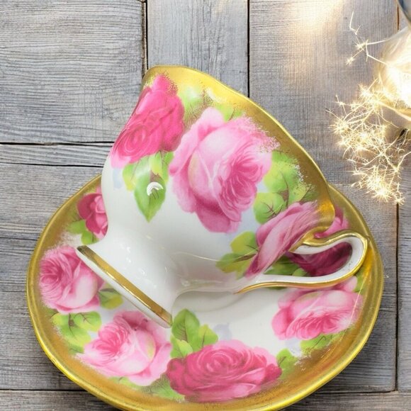 Royal Albert Old English Rose Bone China England Tea Cup and Saucer Porcelain - Picture 2 of 13